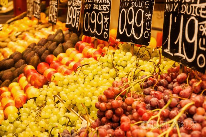 在农贸市场的水果摊照片-正版商用图片07sq3h-摄图新视界